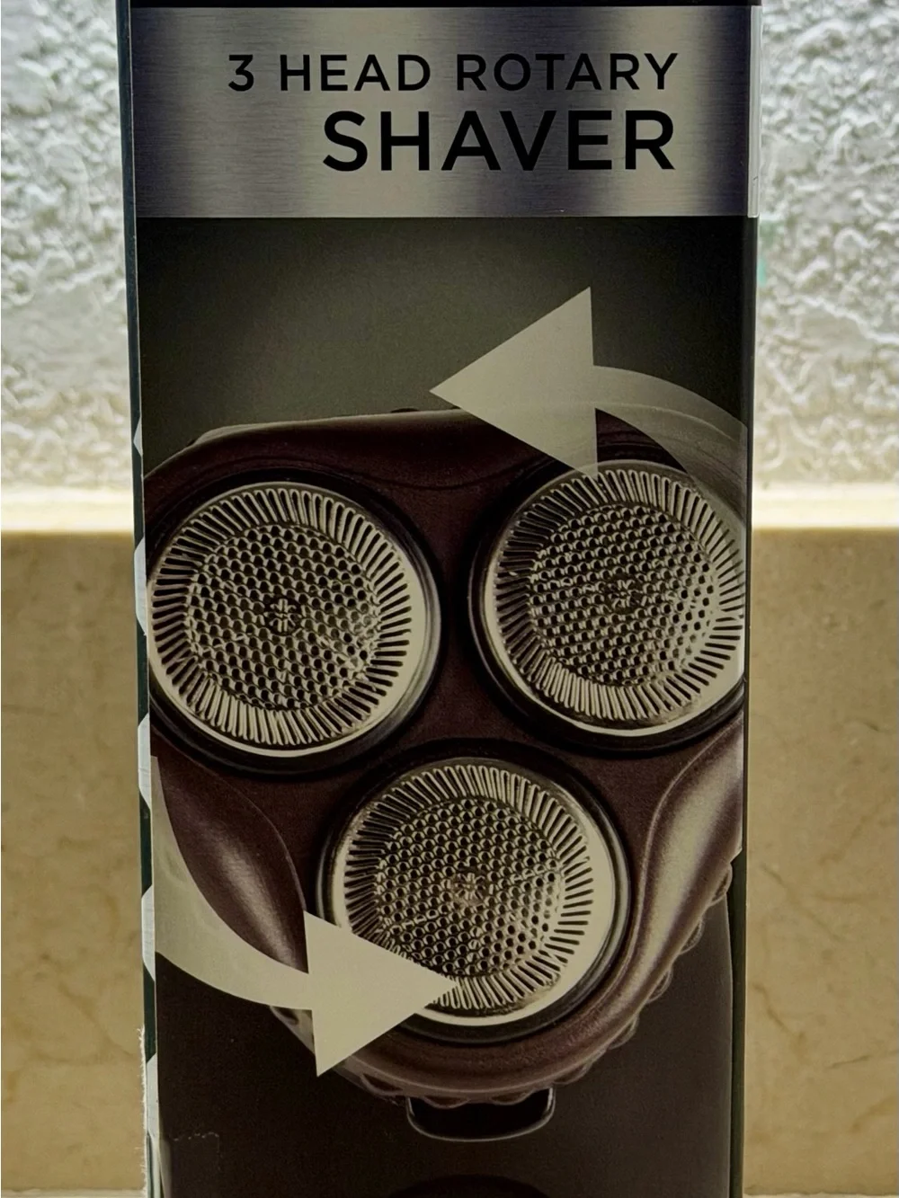 Vivitar Stay Smooth 3 Head Rotary Shaver Black Cordless Rechargeable PG-V002 NIB